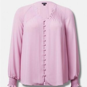 NWT Torrid Size 1 Georgette Smocked Blouse